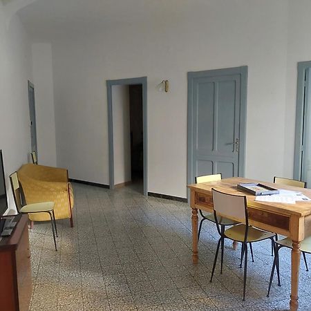 Casa Vacanze Zarinu オルゴーゾロ エクステリア 写真